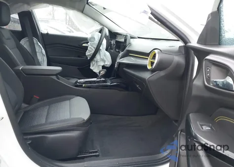 2025 Chevrolet Trax Fwd Lt from USA, damaged, VIN KL77LHEP1SC022758